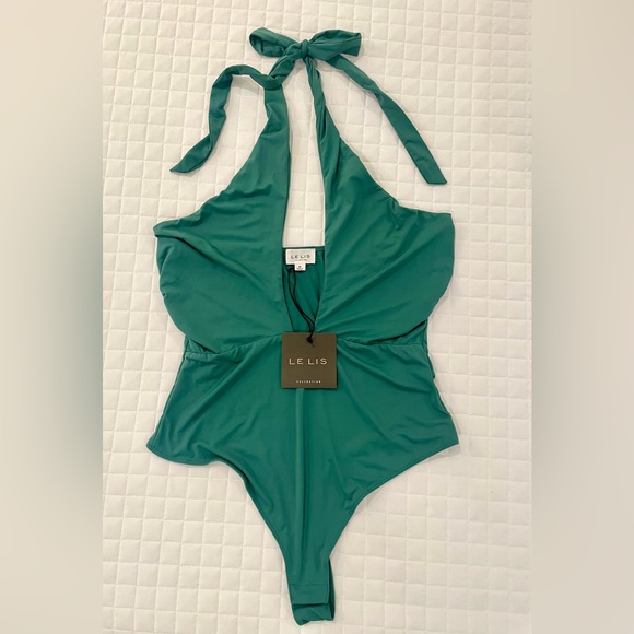 LE‎ LIS Collection Green Halter Bodysuit- Size Medium New with Tags - Picture 1 of 7